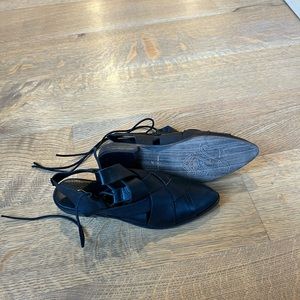 Black Free People Flats w/ small heel!